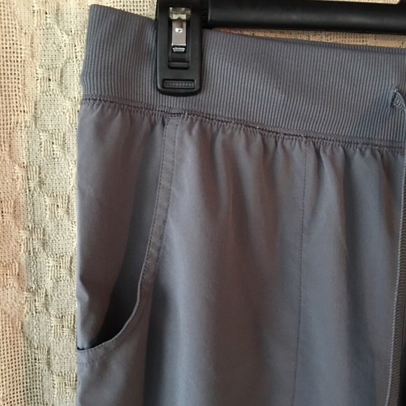 Danskin pants size medium color gray - Picture 3 of 8